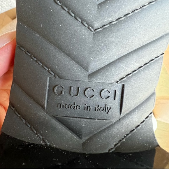 Gucci Platform Rubber Slide Sandals in Black - Picture 10 of 10